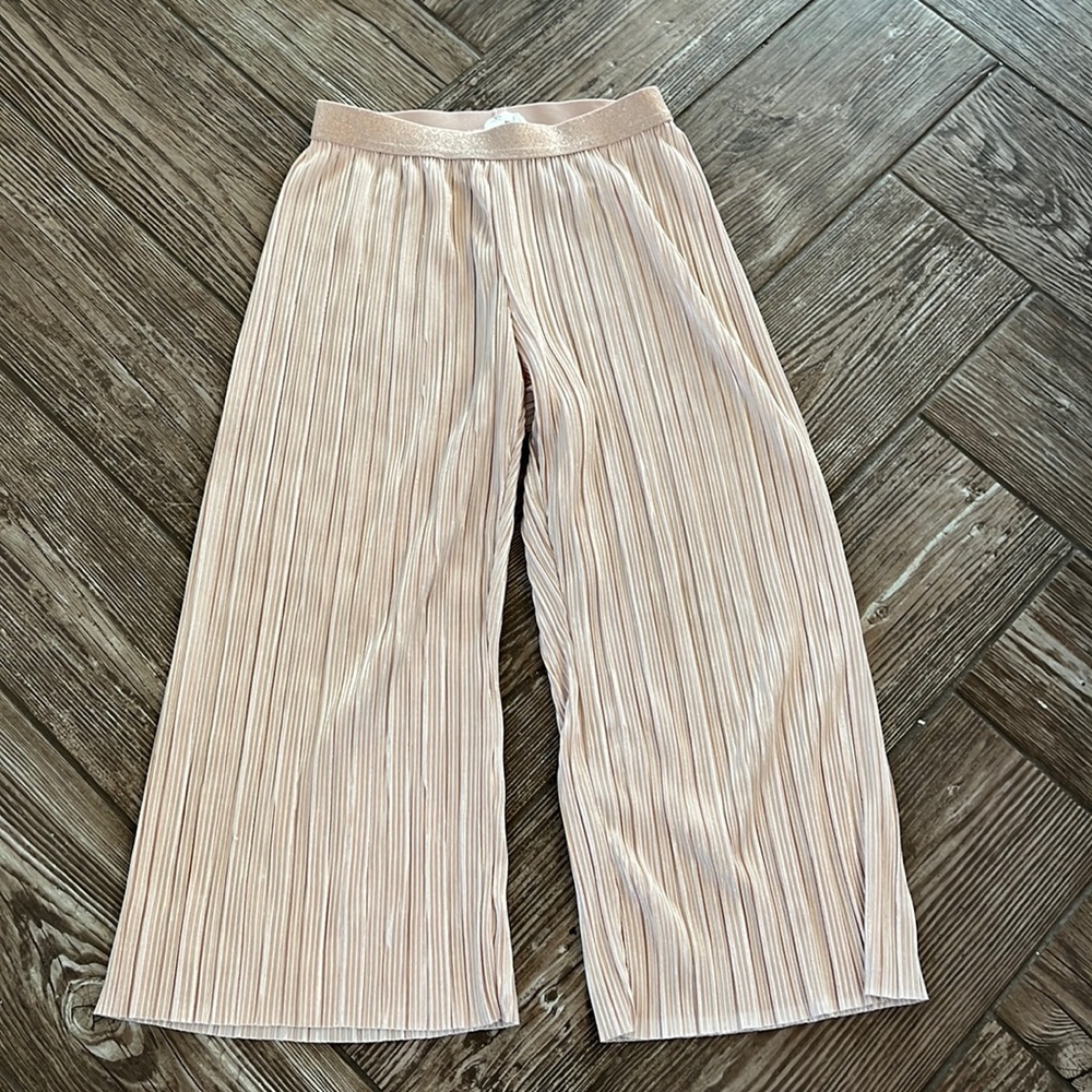 Adorable! H&M kids blush pleat pants, sz 9/10